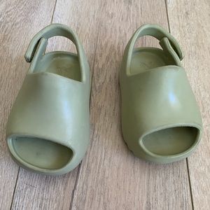 Yeezy Slide Resin Infant 5K